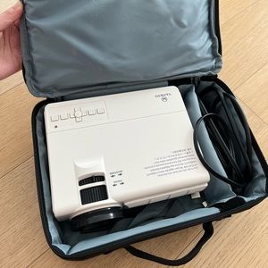 Vankyo Leisure 3 Mini Projector - White